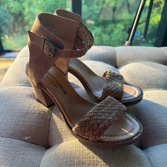 Barbara Barbieri size 7 leather Tan Suede Heeled Sandals made in Italy - Picture 1 of 6